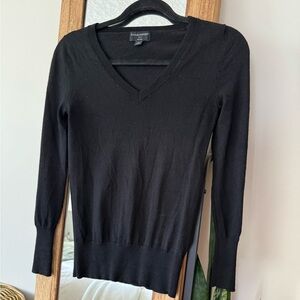 Banana Republic XS 100% Merino Wool Women’s Sweater, Black